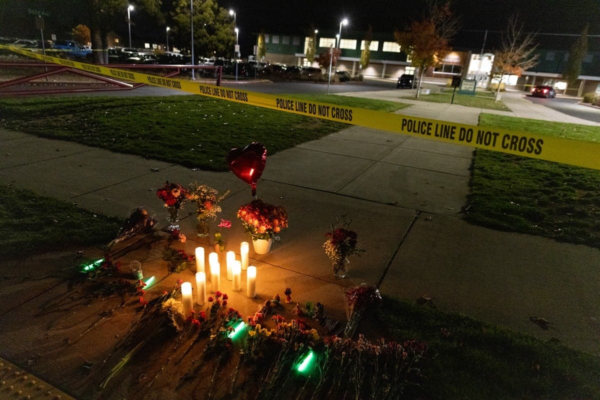 Ataque a tiros em escola primária de Oregon deixa quatro mortos