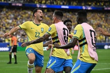Brasil conquista vitória dramática sobre o Japão e avança
