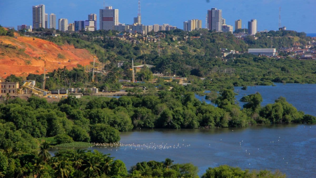 Maceió Espera Semana Chuvosa com Temperaturas Entre 25°C e 29°C