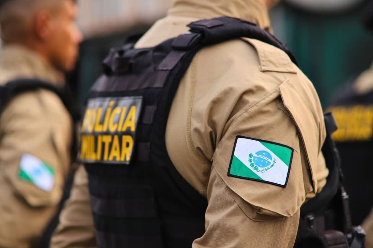 Policial mata cachorro comunitário em Castro após ataque de cães