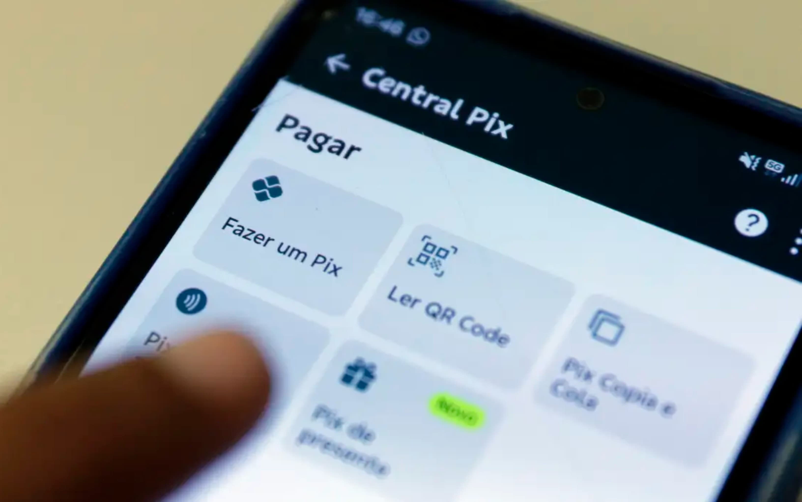 Banco Central inicia avaliação para conectar Pix ao sistema europeu