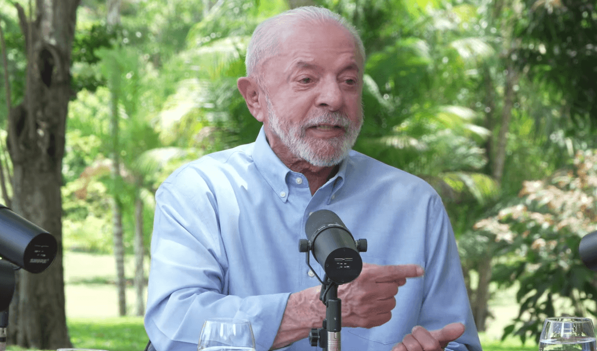 Lula denuncia redução de ônibus e pede apoio aos eleitores na votação