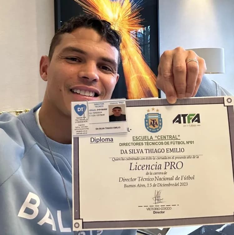 Jornalista revela esquema de venda de diplomas falsos a ex-jogadores de futebol