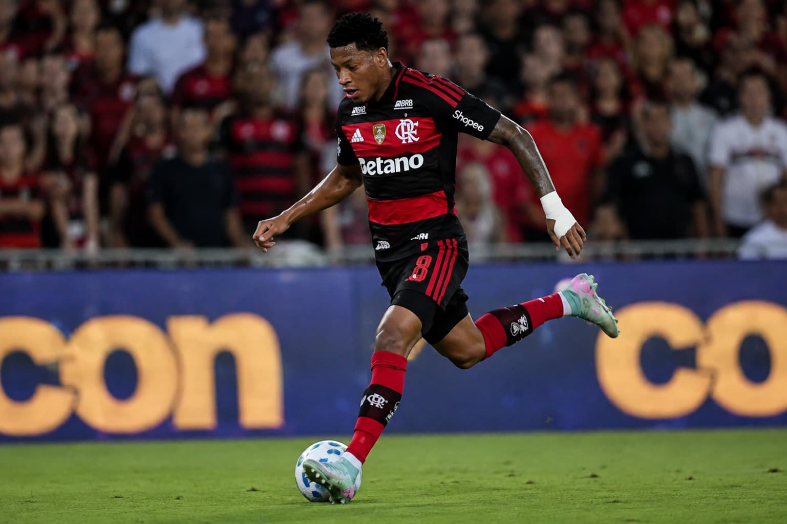 Flamengo vence o Independiente del Valle em Quito e abre vantagem nas quartas da Libertadores