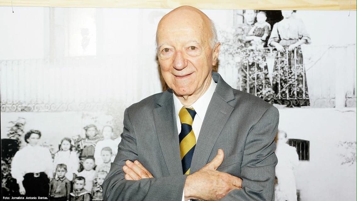 Morre Claudio Carsughi, renomado jornalista esportivo e automobilístico