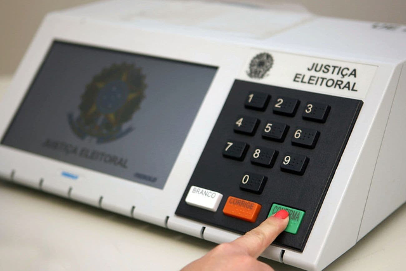 Candidatos encerram prazo de filiação para eleições de outubro