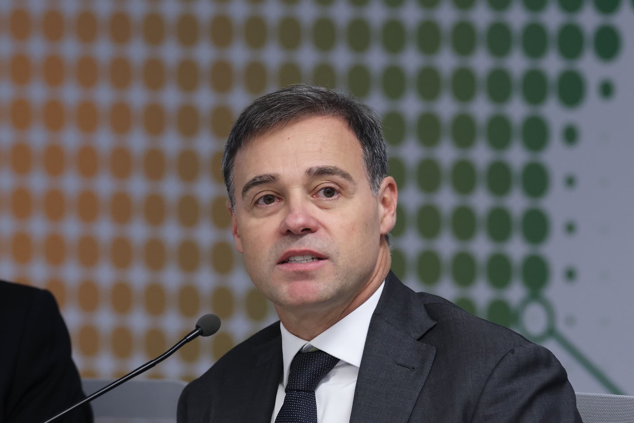 STF deve analisar relato que envolve Moraes e banqueiro