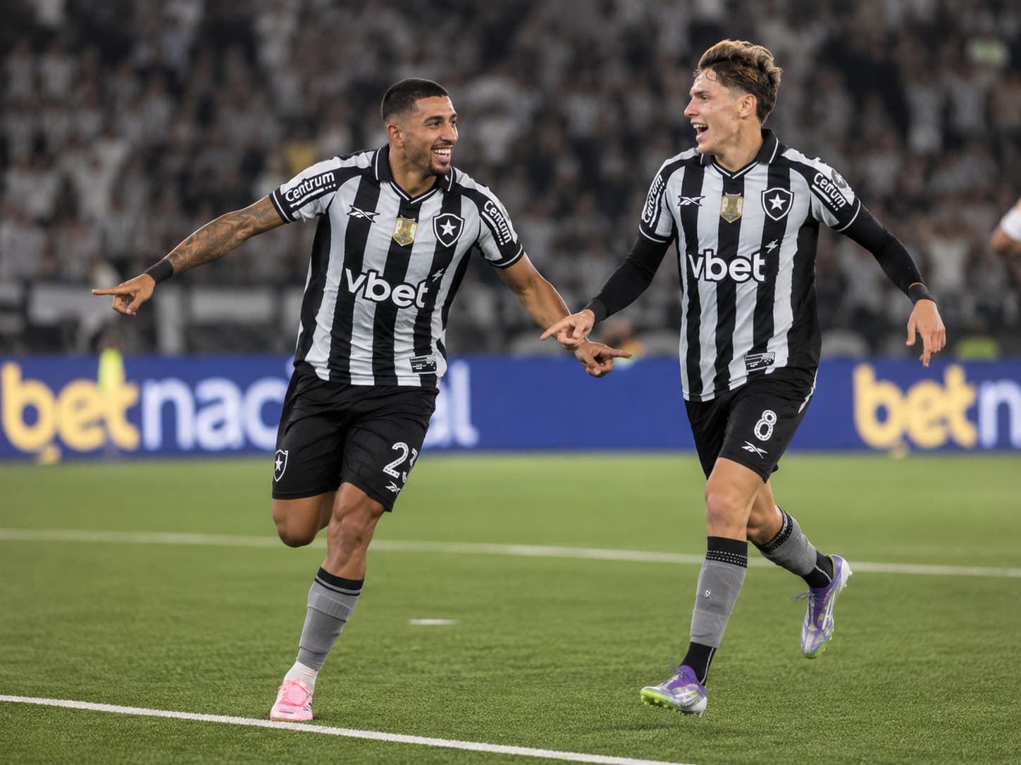 Botafogo vence o Grêmio, respira no Brasileirão e anuncia Tite como novo técnico