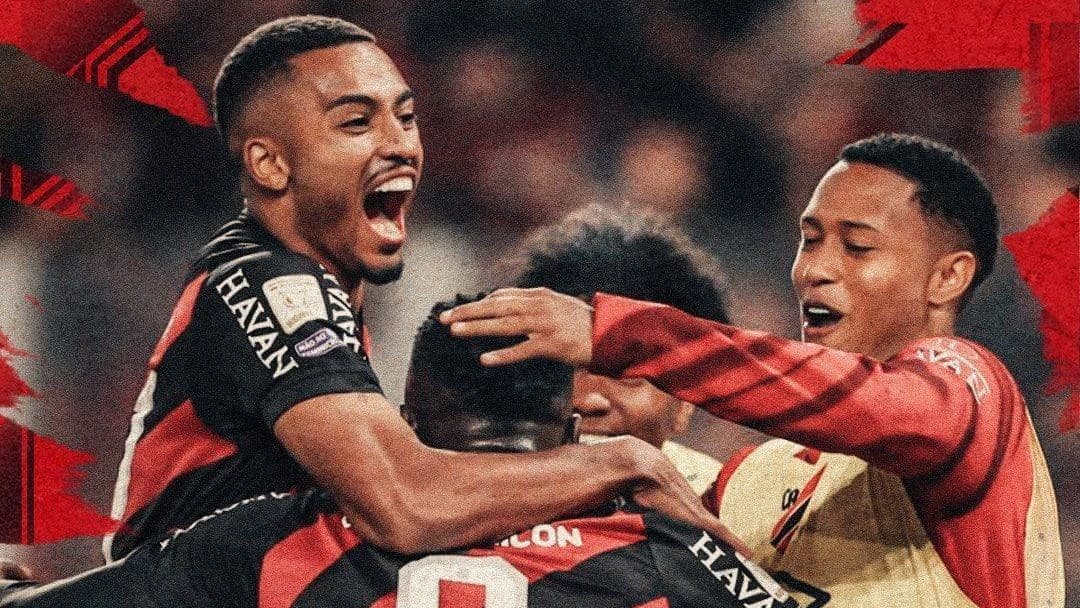 Athletico-PR supera Inter e afunda rival na zona de perigo