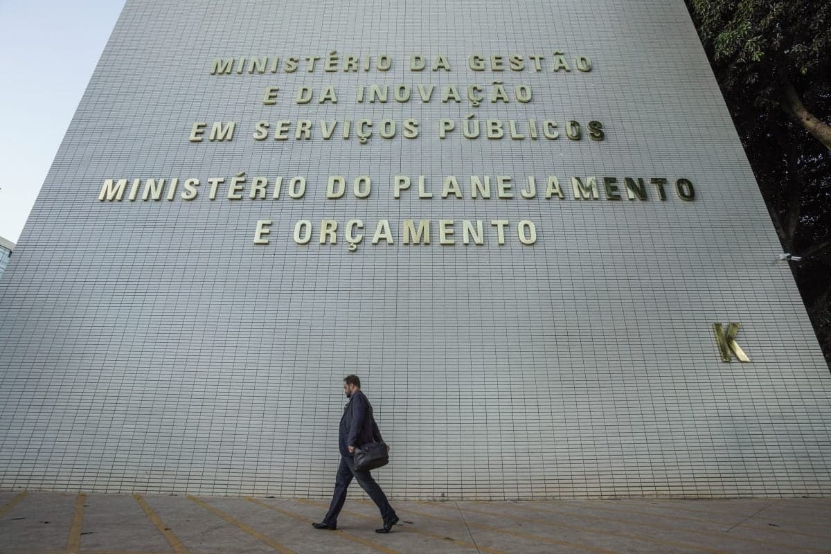 Governo libera R$ 5,166 bilhões para reforço em programas sociais