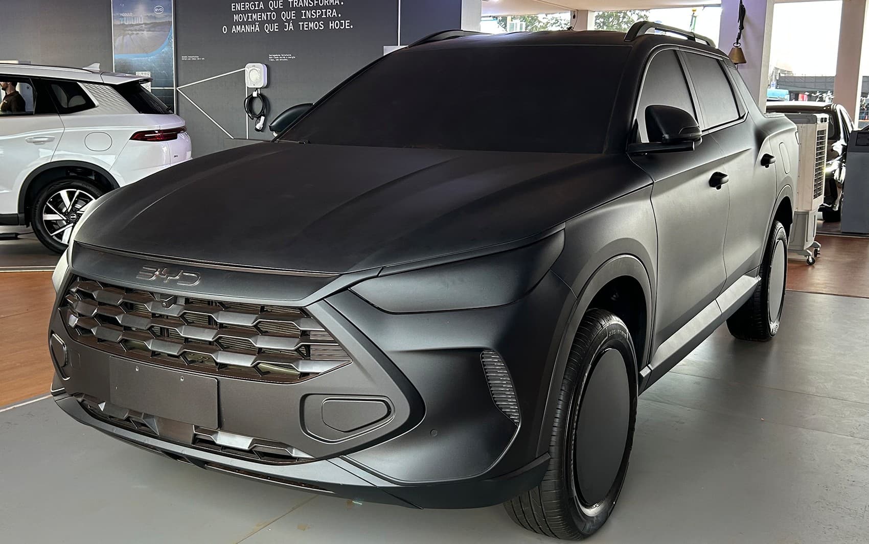 BYD revela picape Mako em pré-lançamento para 2027