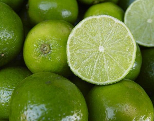 Aumento de Preços do Limão Impacta Consumidores Durante Entressafra