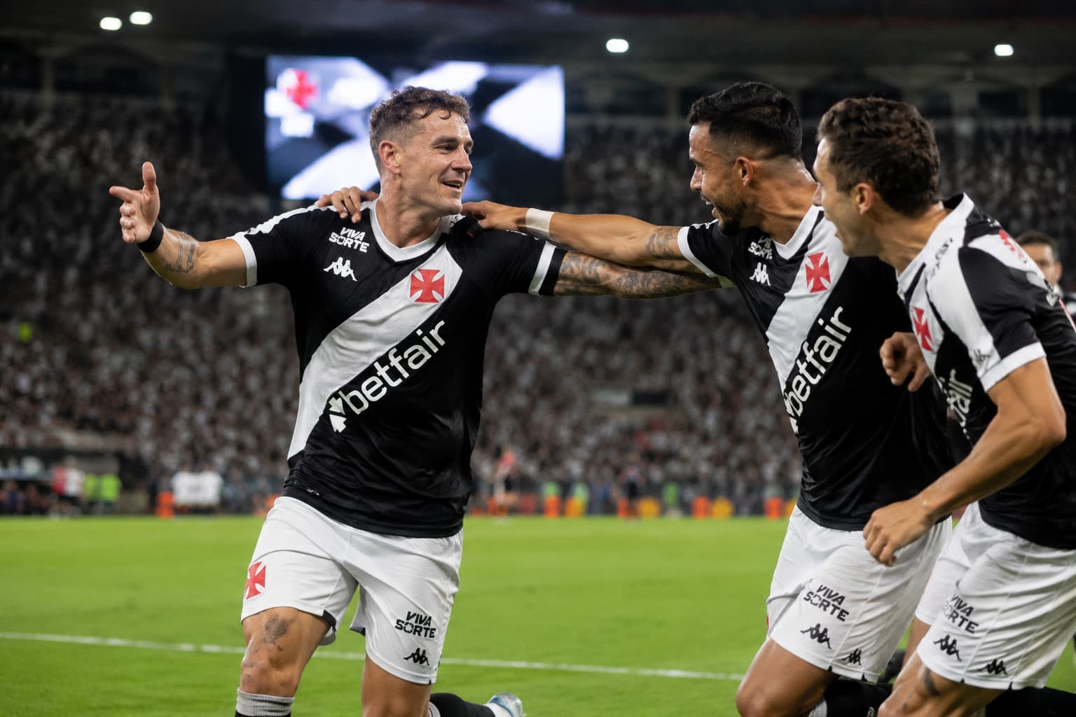 Vasco: Justiça autoriza empréstimo de R$ 150 milhões e marca leilão da SAF para 25 de setembro