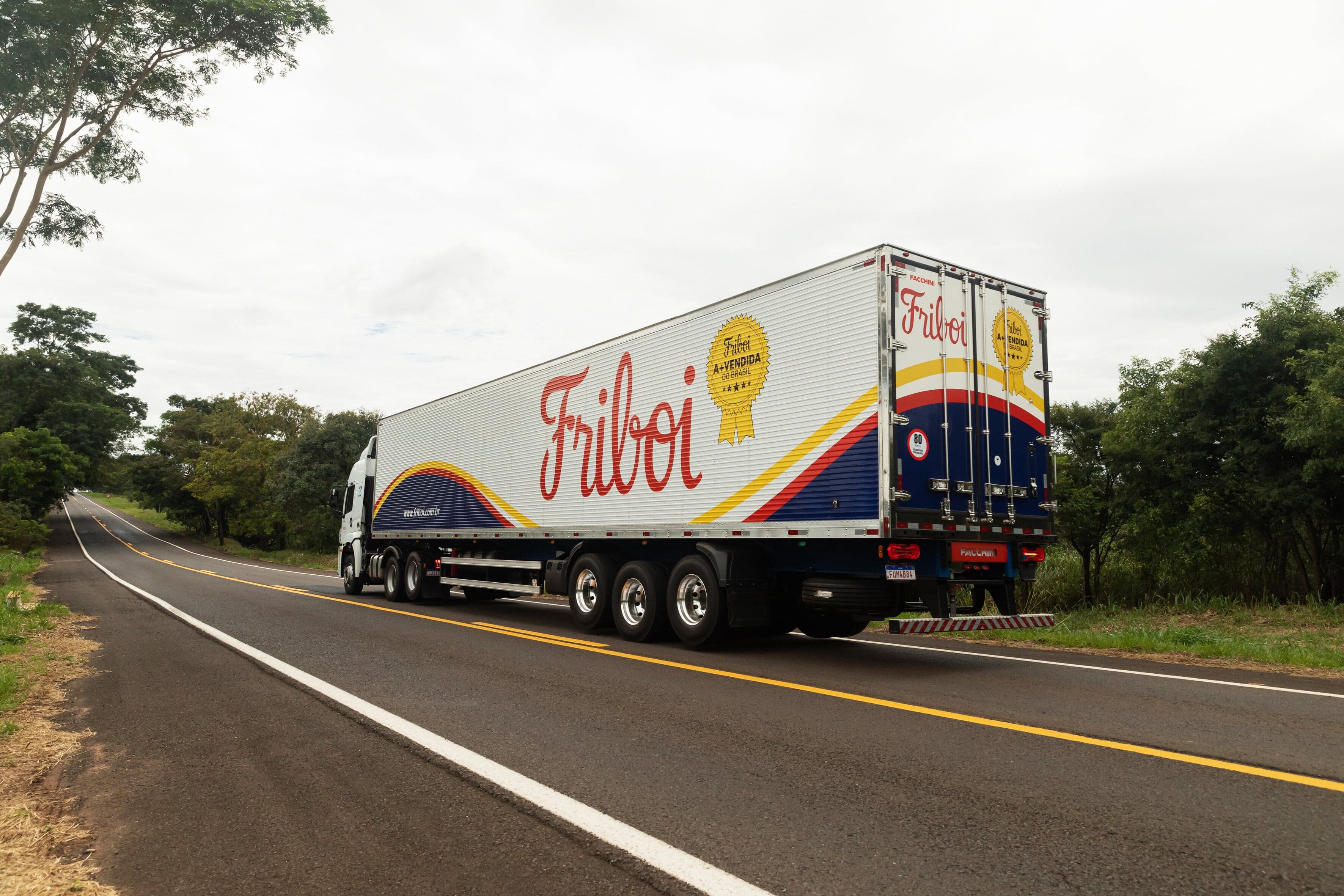 Friboi abre 35 vagas em Barra do Garças para indústrias frigoríficas