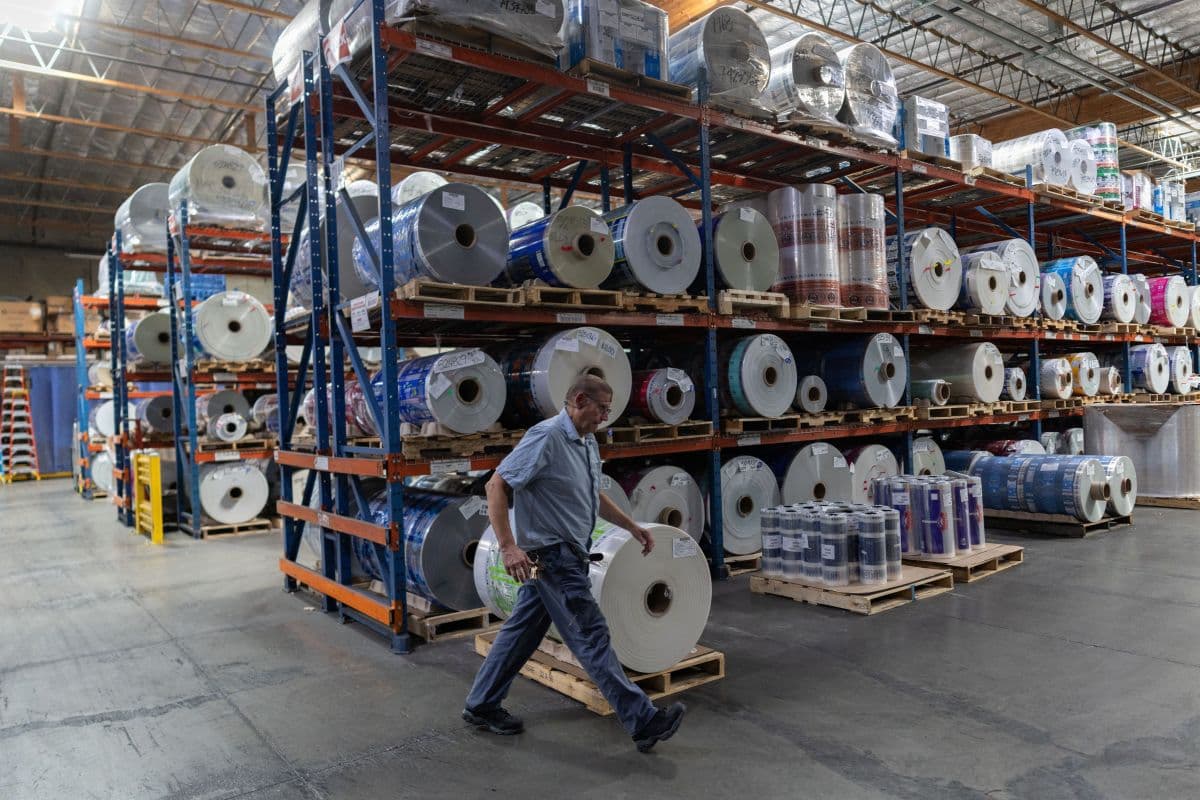 Crescimento econômico dos EUA sobe 2% com gastos do governo