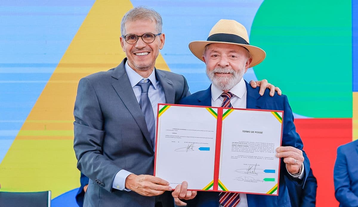 Partido Liberal denuncia excesso de gastos publicitários do governo