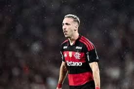 Samuel Lino é um dos destaques em assistências no Brasileirão
