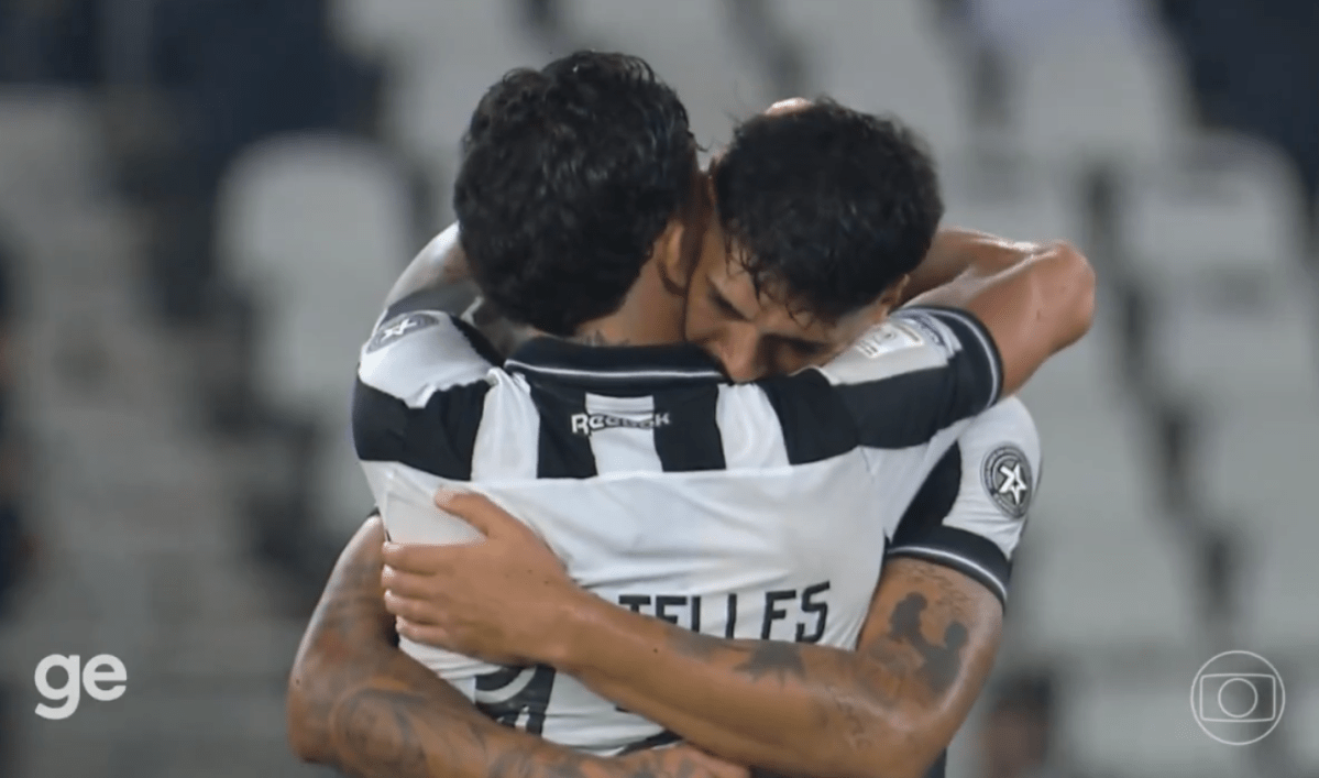 Zagueiro Barboza deixa Botafogo e assina com Palmeiras