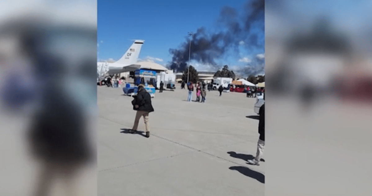 Colisão de jatos militares em Idaho: quatro tripulantes se ejectam