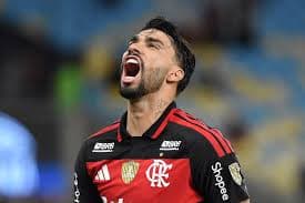 Lucas Paquetá retorna ao Mineirão em busca de redenção na Libertadores