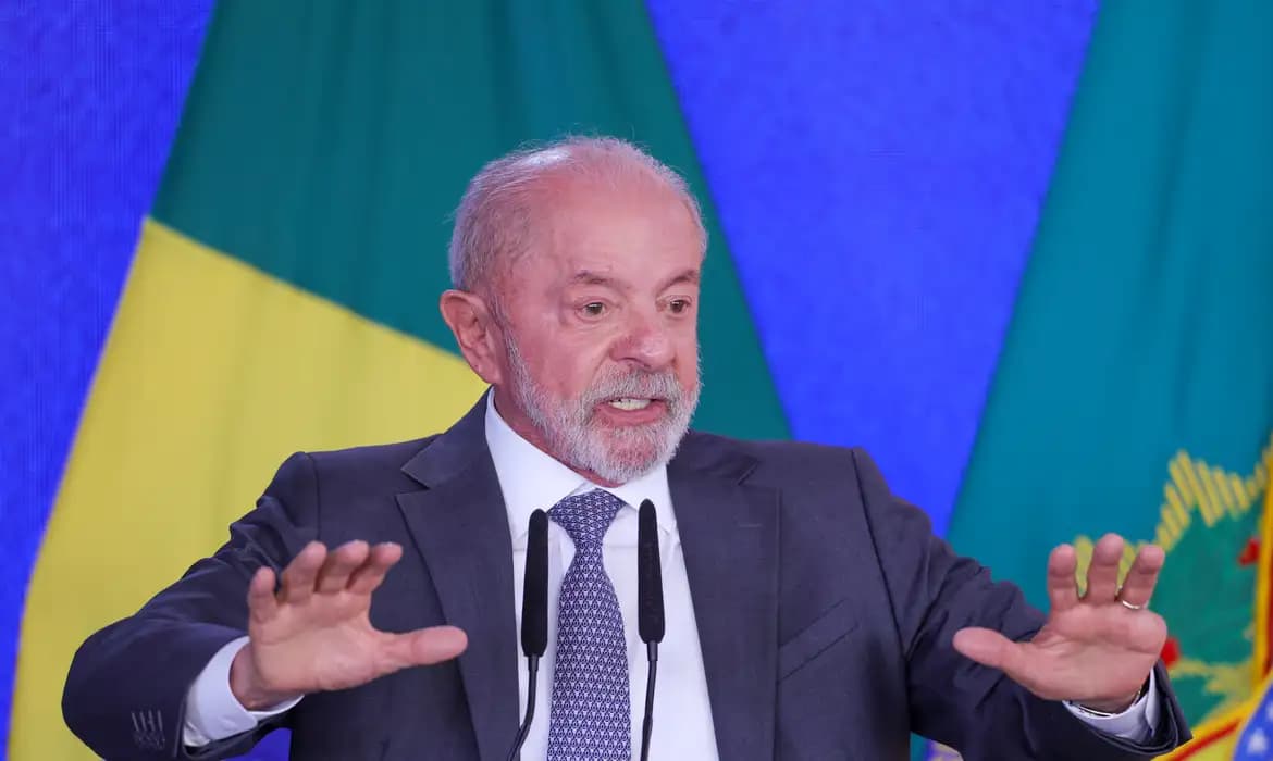 Lula hoje: presidente participa de debate com Flávio Bolsonaro às 20h na Band