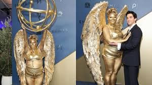 Megan Stalter surpreende no Emmy 2026 com vestido inusitado