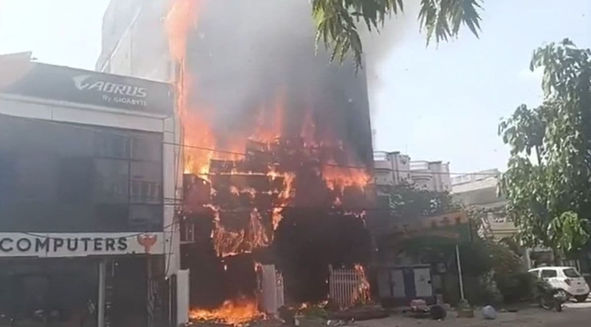 Incêndio em Lucknow deixa 15 mortos em centro de treinamento