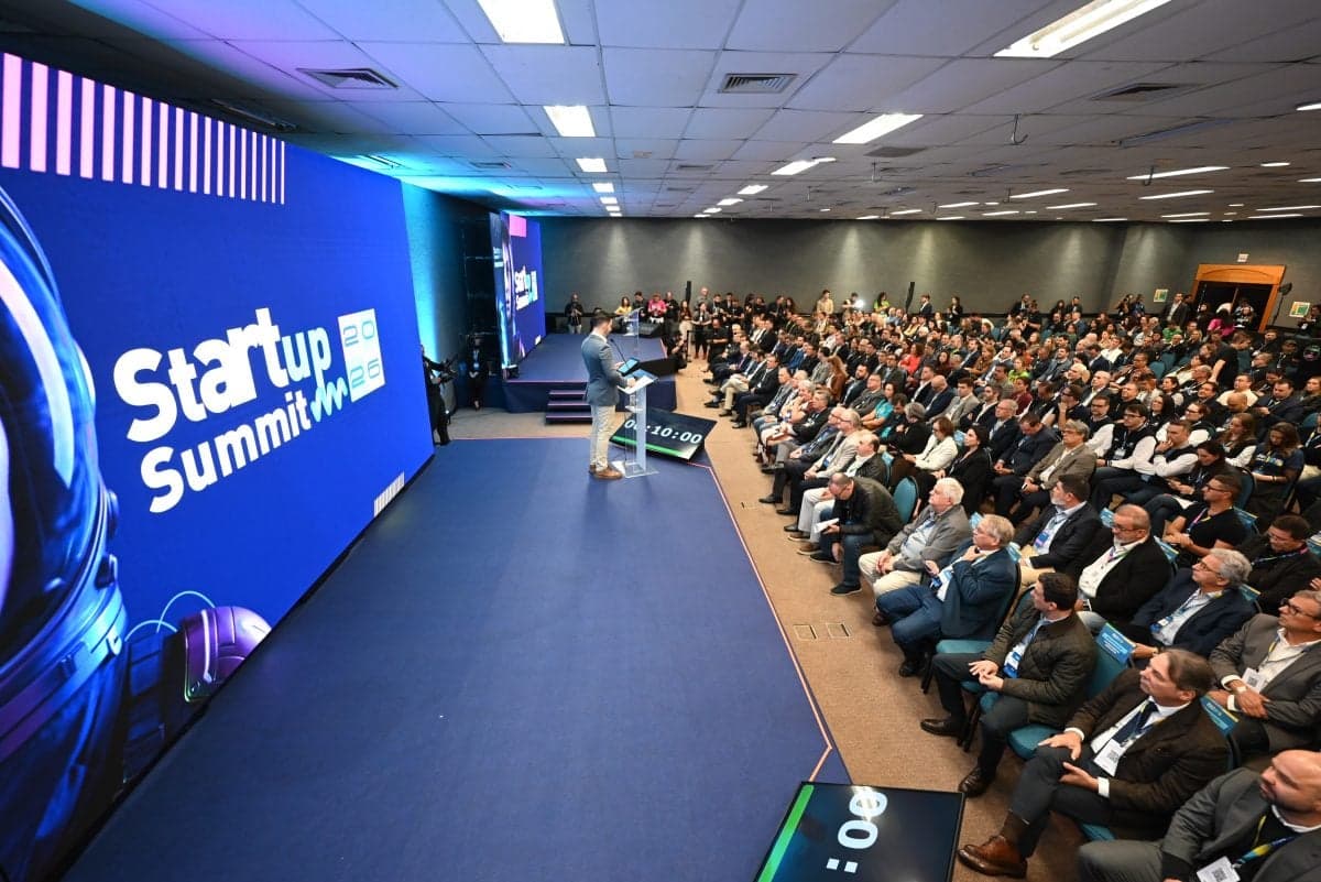 ACATE lança programa de adoção de IA para empresas em SC