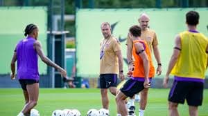 Barcelona: Preparativos para Enfrentar o Elche em Jogo Decisivo