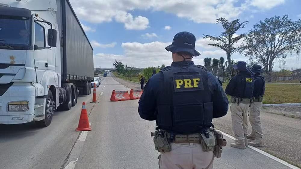 PRF restringe fiscalização em rodovias durante eleições em Minas Gerais