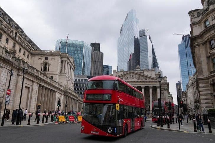 FTSE 100 fecha em queda de 0,1% pressionado por alta do petróleo