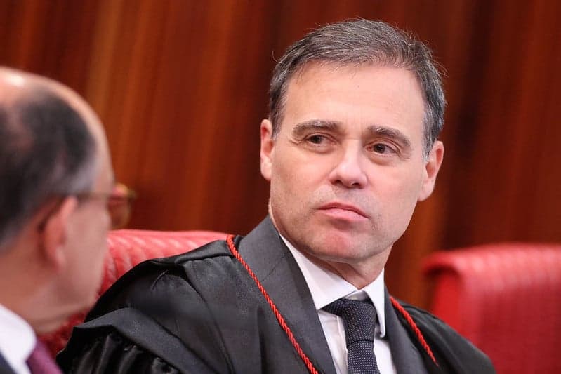 Ministro André Mendonça relatará ação sobre reajuste do Bolsa Família