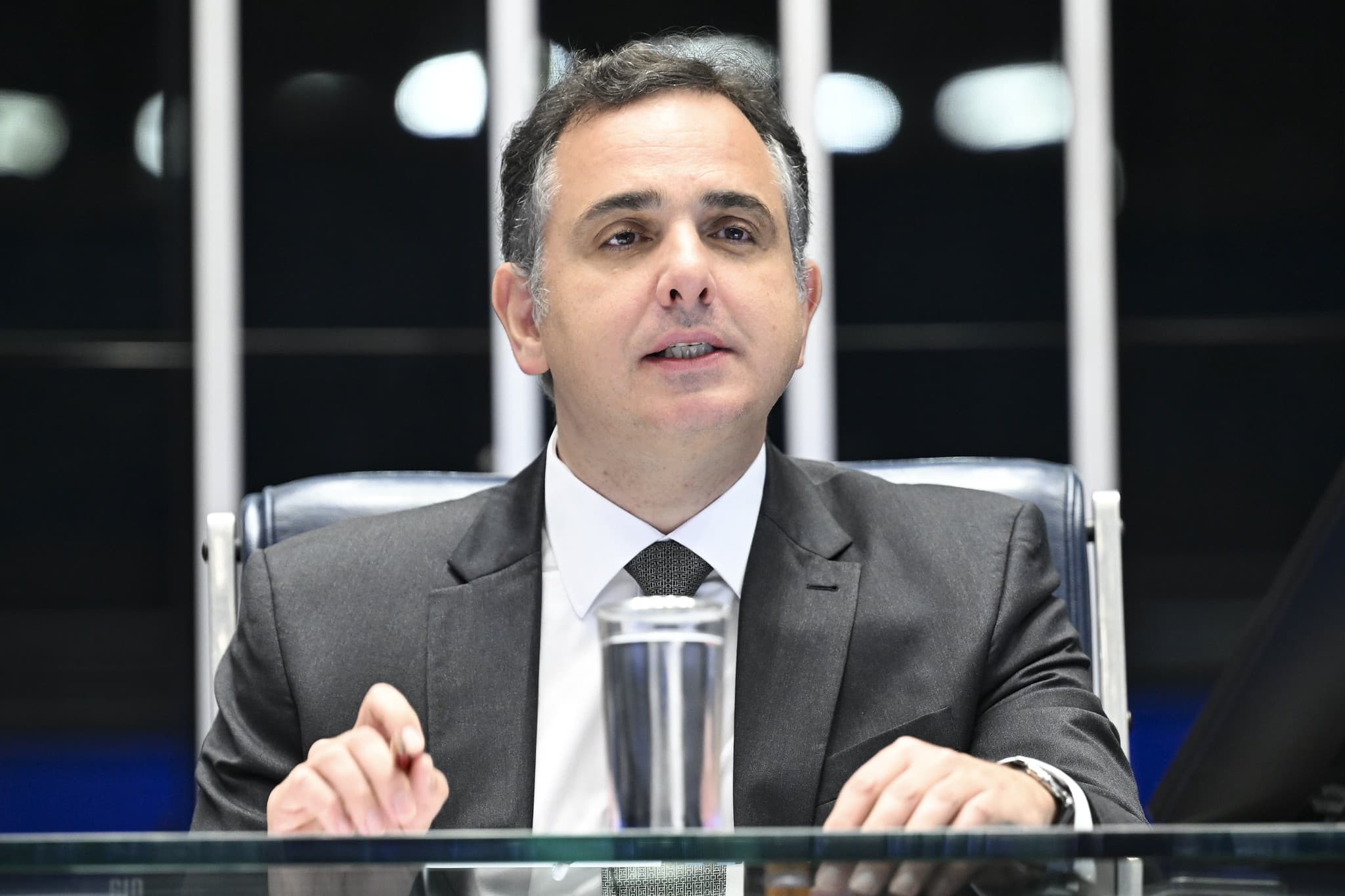 Rodrigo Pacheco recua de planos para STF e governo de Minas