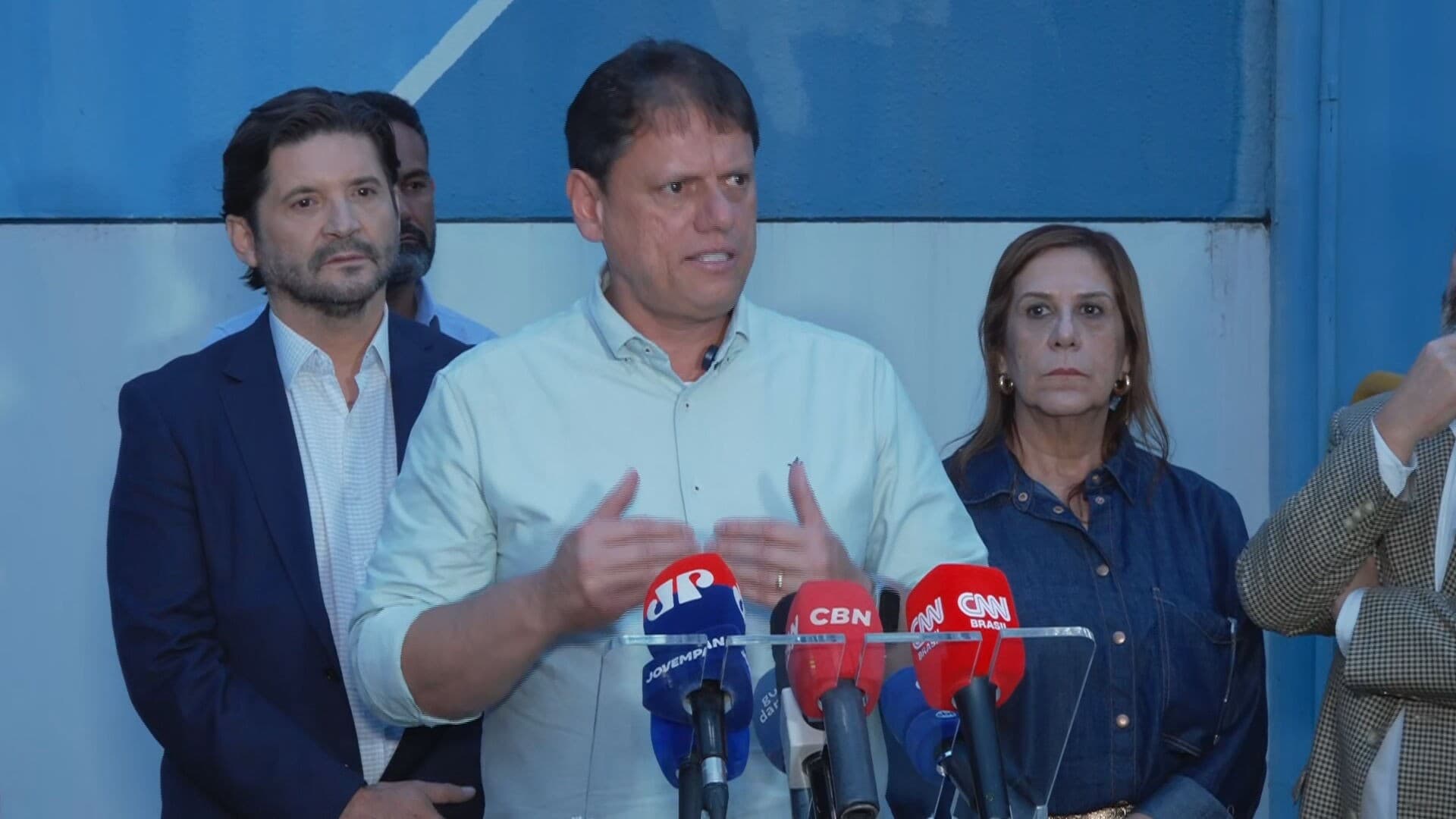 Governador Tarcísio de Freitas defende critério técnico em secretariado