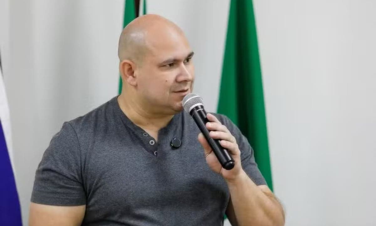 Prefeito de Cuiabá cancela campeonato de 'farmar aura'
