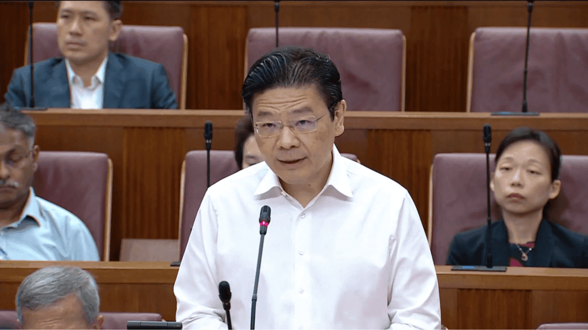 Singapura aumenta salários de políticos para combater corrupção