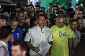 Flávio Fugiu? PF Investiga Suas Possíveis Rotas de Saída do Brasil
