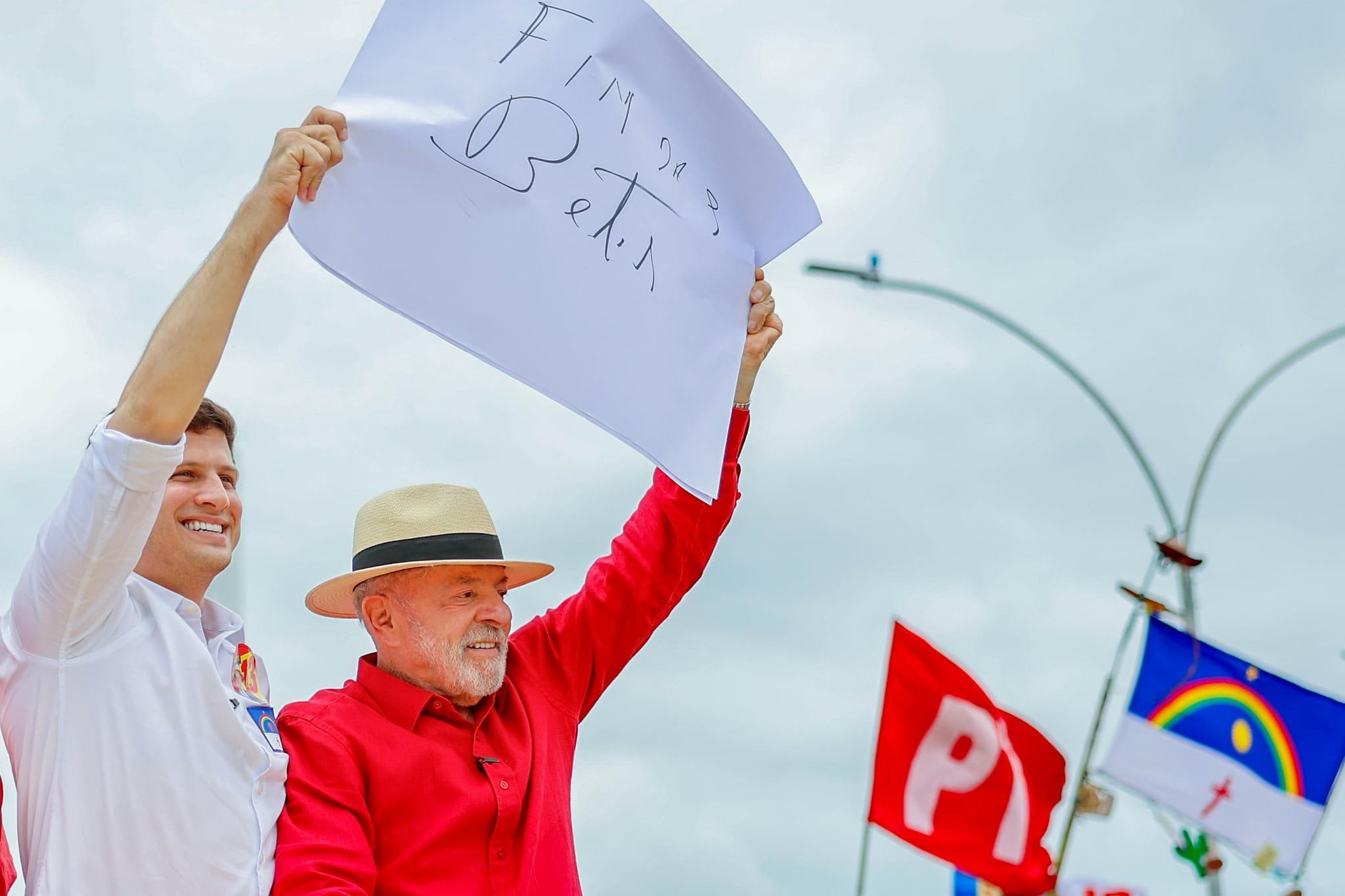 Lula critica apostas online e anuncia medidas contra o vício