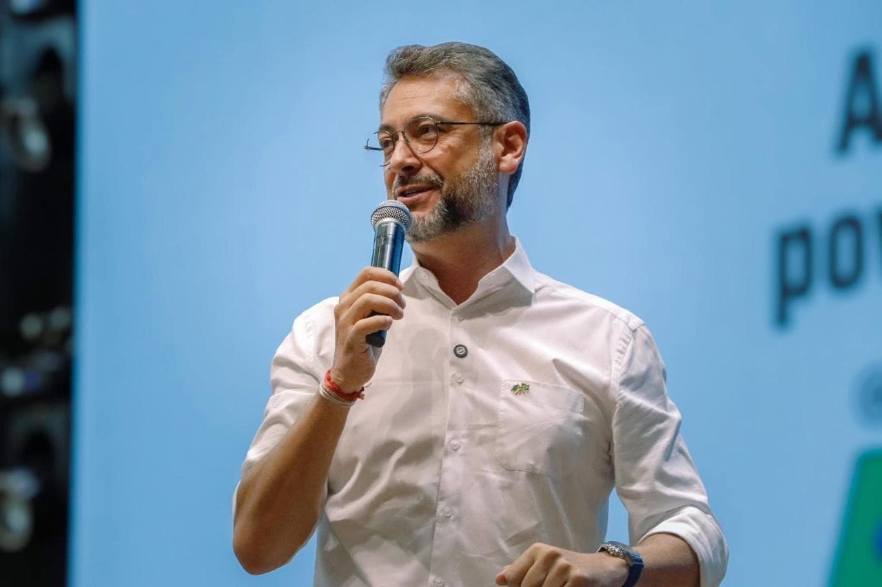Clécio Luís cumpre 19 das 34 promessas em sua gestão no Amapá