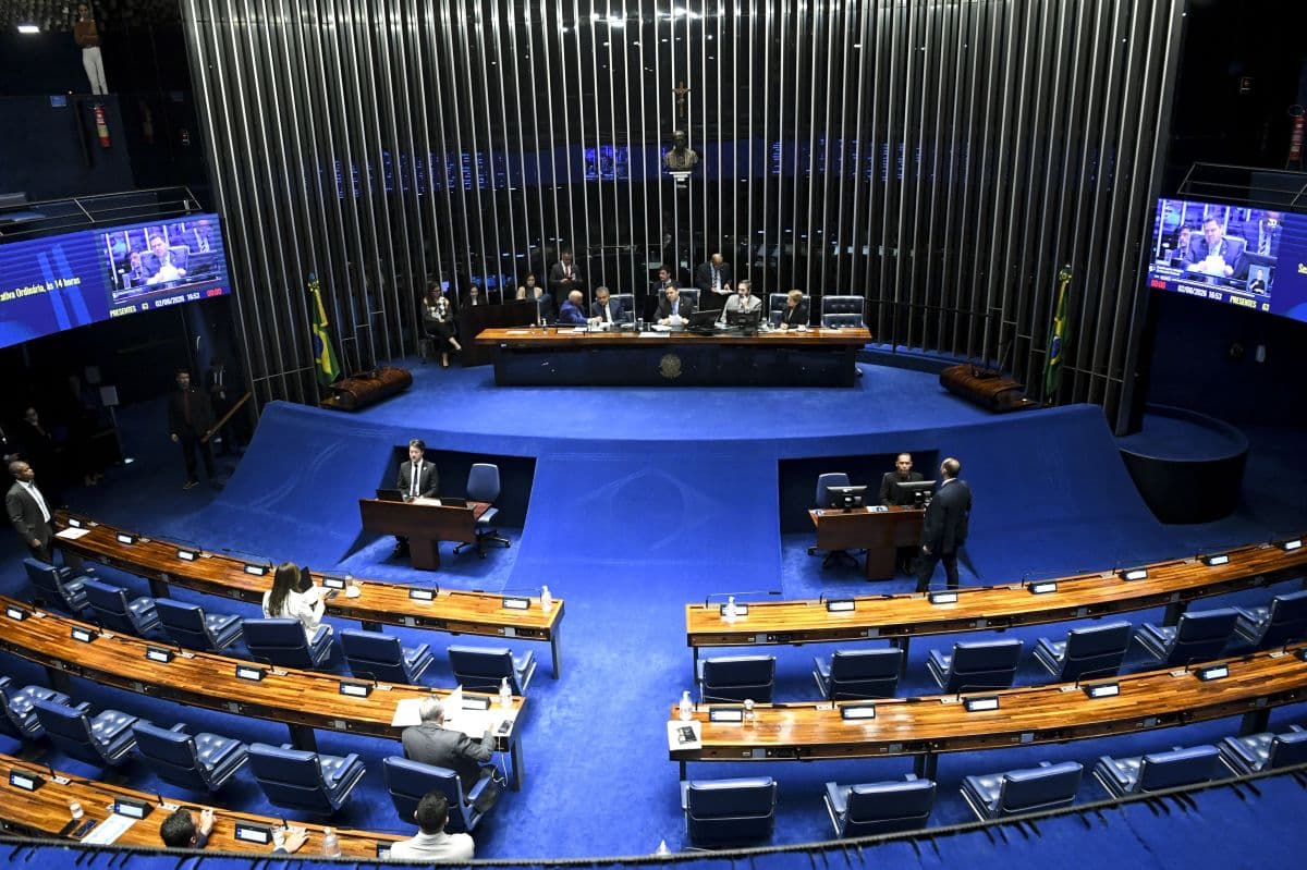 Empate técnico entre candidatos ao Senado em Minas Gerais