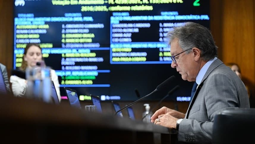 Projeto reduz limite de chumbo em tintas para 90 ppm no Brasil