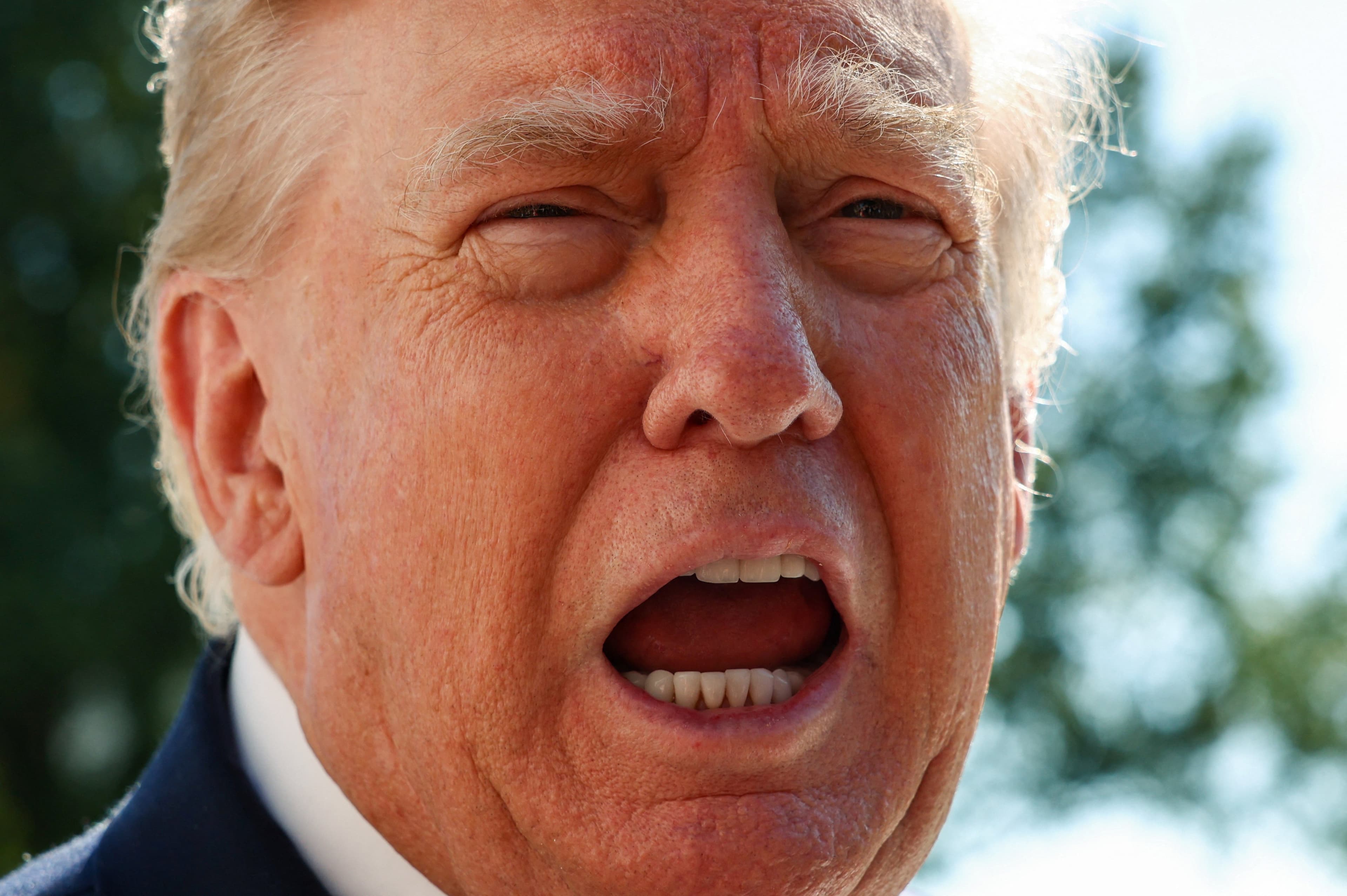 Trump anuncia ajuda de US$ 8 bilhões a agricultores antes das eleições