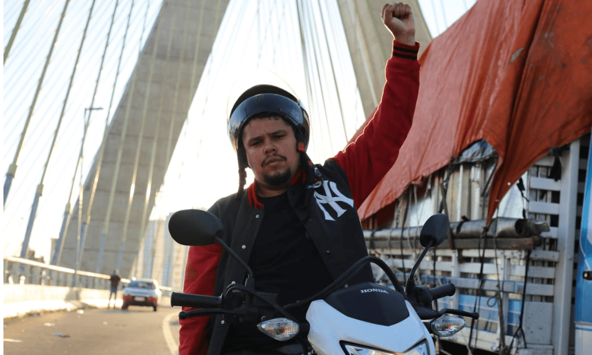 Supremo debate vínculo trabalhista de motoristas de aplicativos