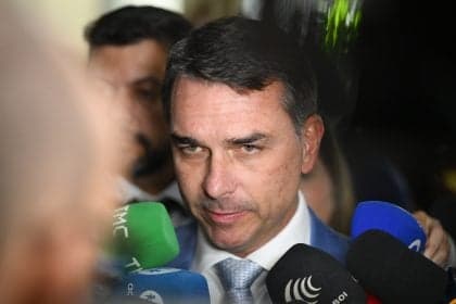 Juíza nega pedido de Flávio Bolsonaro para remover postagem