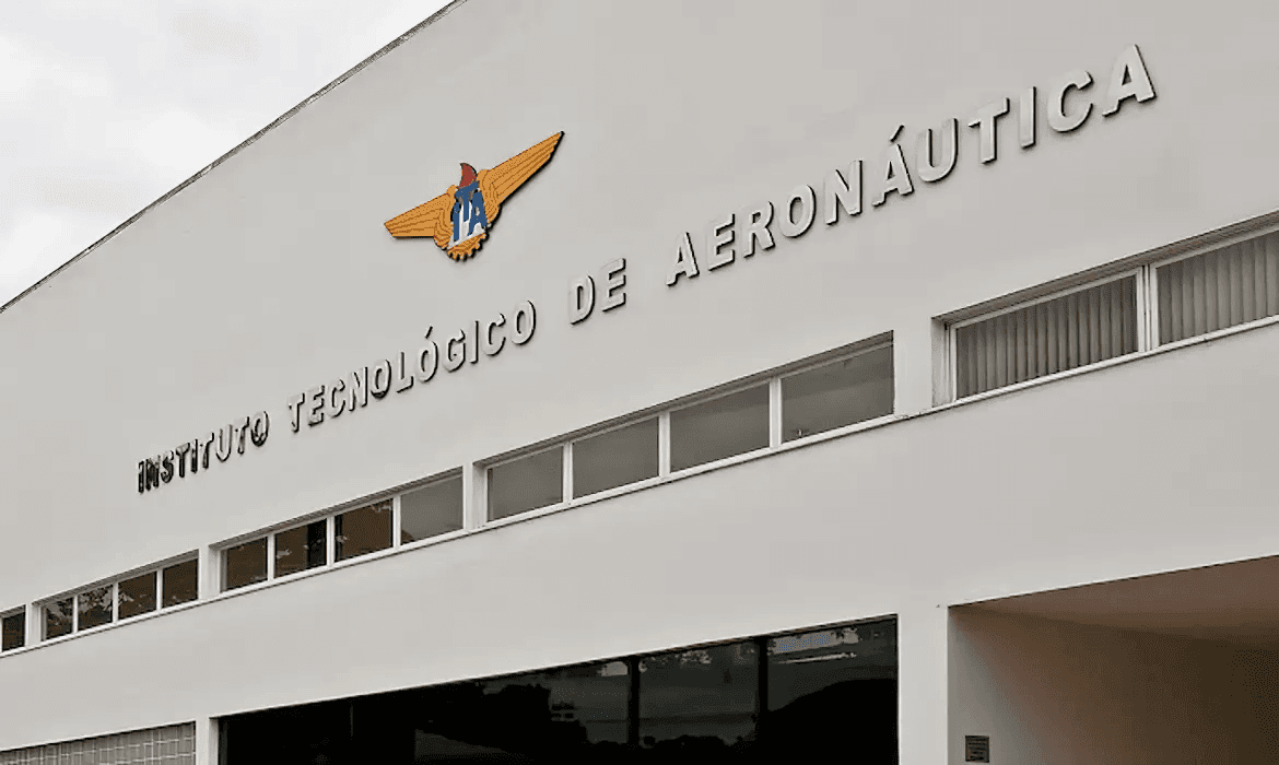 Justiça garante vaga a estudante do ITA com deformidade no tórax