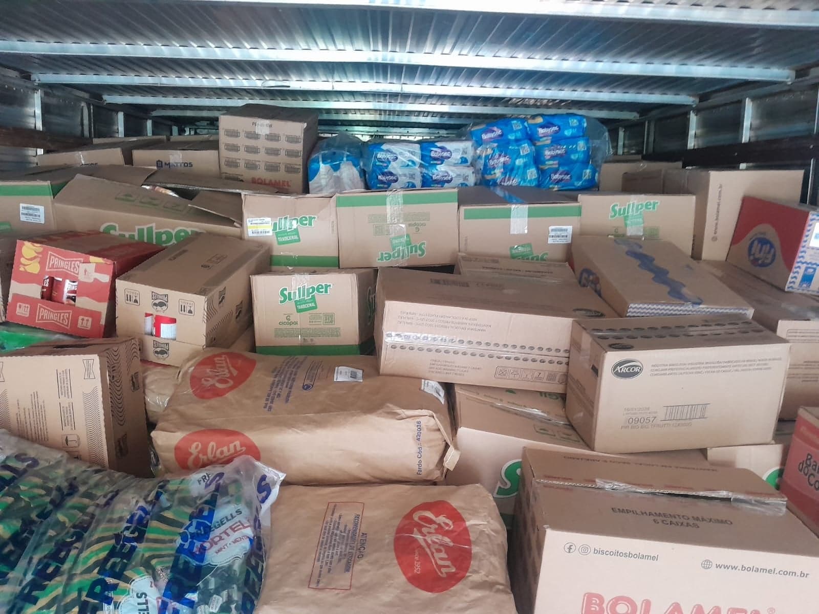 Seec-DF apreende R$ 7,38 milhões em produtos irregulares