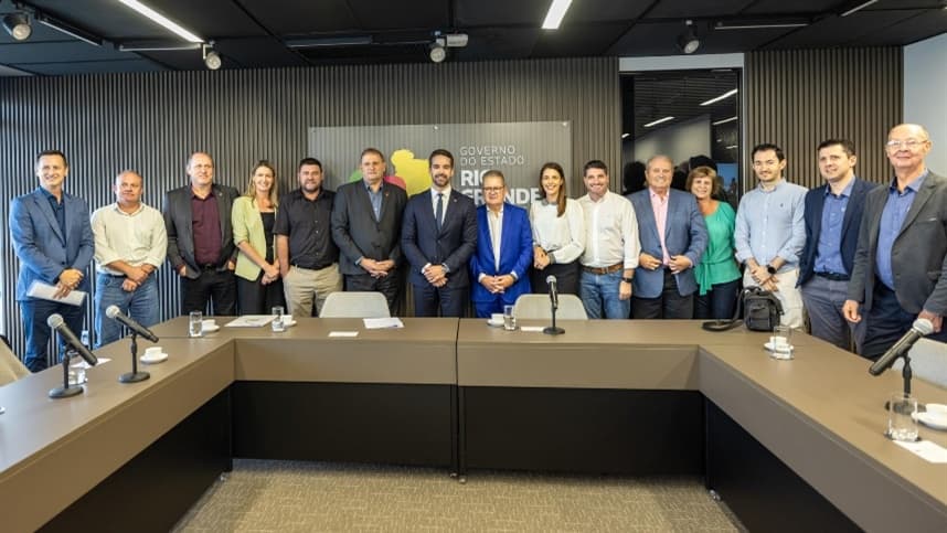 Demandas por melhorias nas estradas reuniram prefeitos e governador