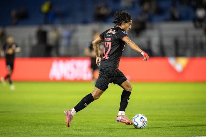 Bragantino entra pressionado: Bragantino encara desafio fora de casa antes de decisão na Sul-Americana