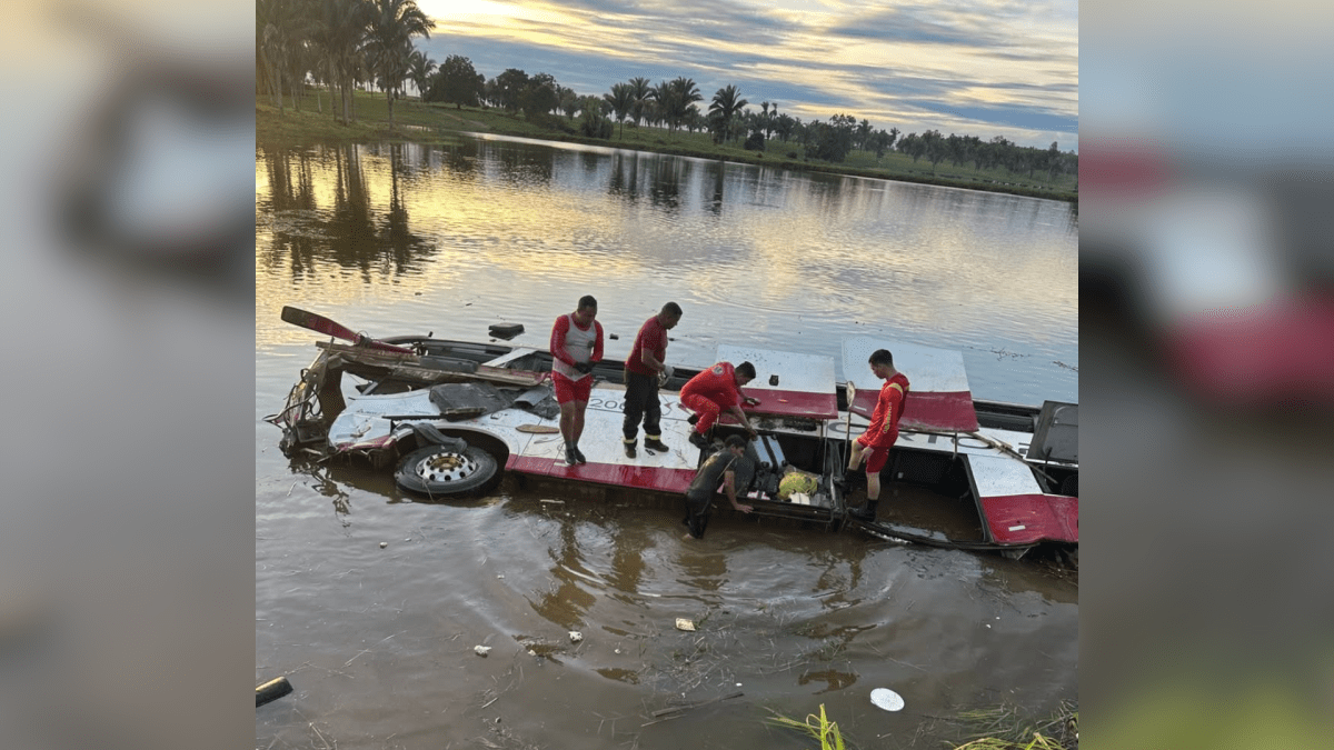 Acidente entre ônibus e carro deixa 2 mortos em Pindaré-Mirim (MA)