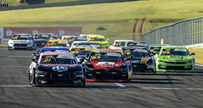 NASCAR Brasil estreia em Cuiabá com etapa inédita e corridas noturnas